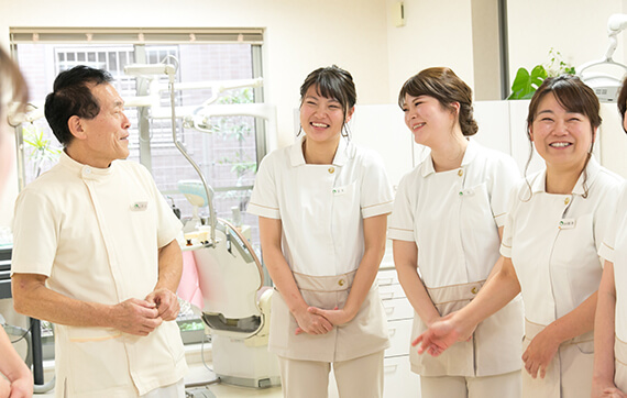 歯科技工士さんと打ち合わせ